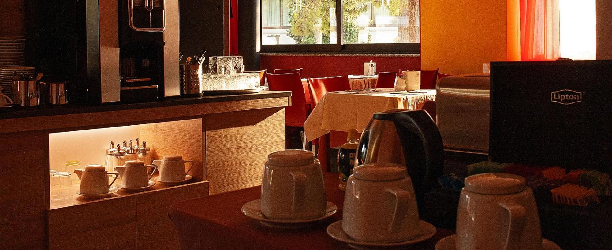 Hotel Savoia Линяно Сабиадоро Екстериор снимка