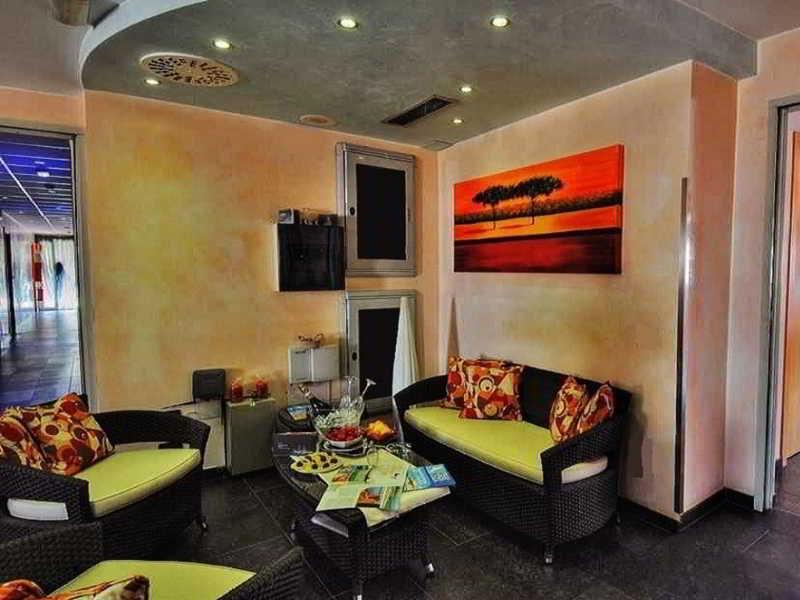 Hotel Savoia Линяно Сабиадоро Екстериор снимка